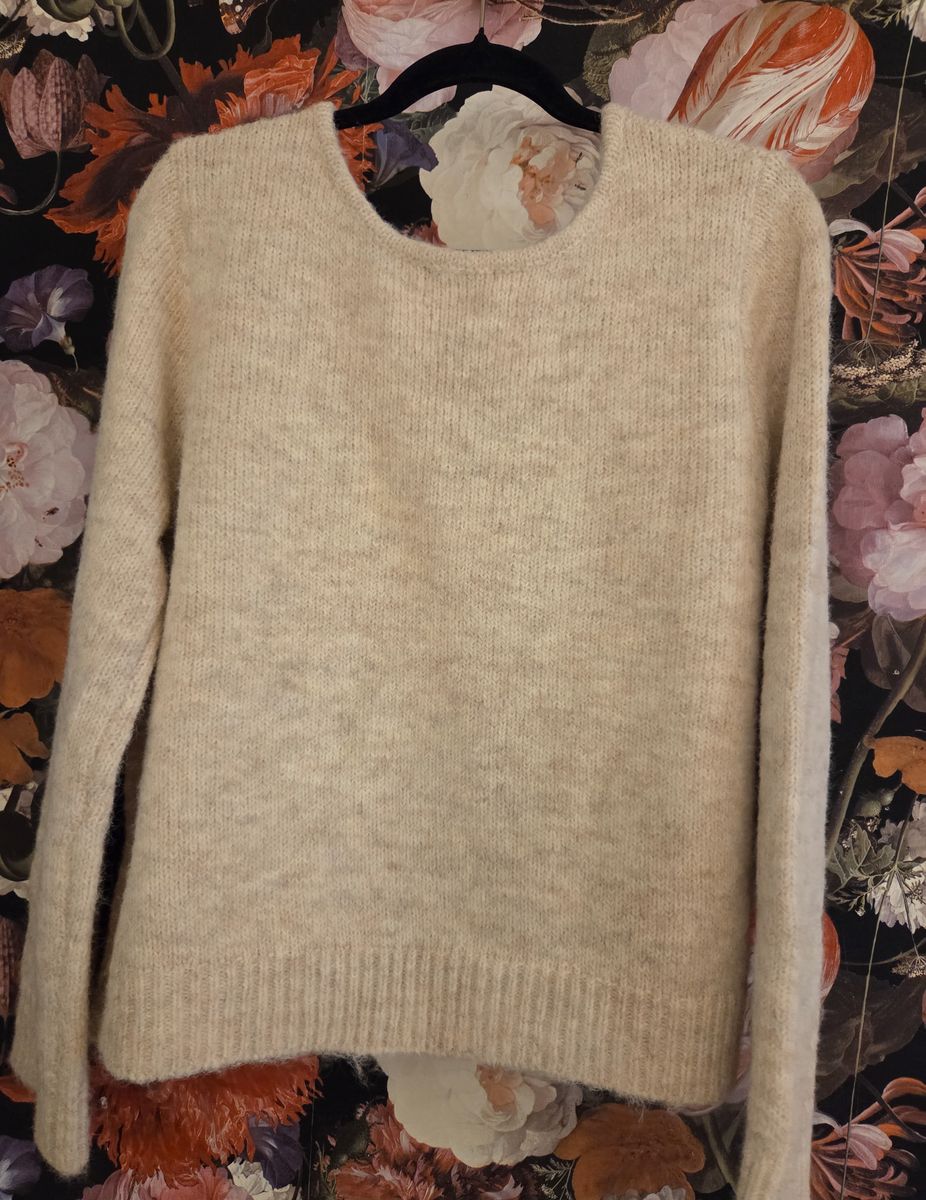 BOW KNIT