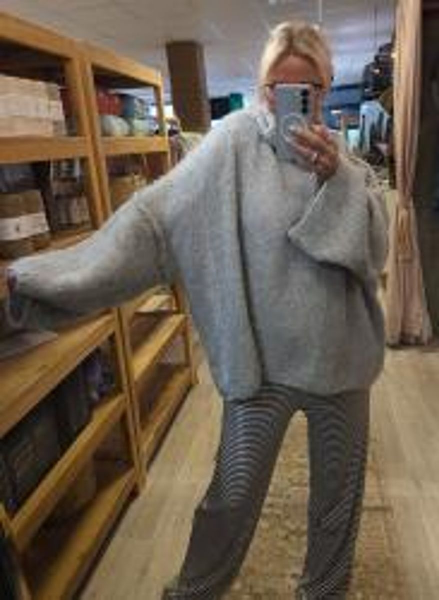 ÅRE SWEATER