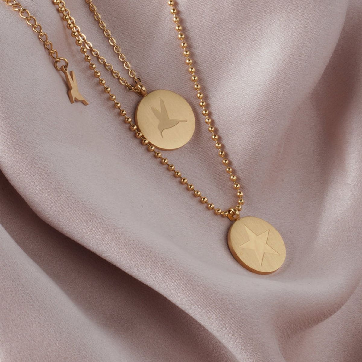 SIGNATURE GOLD NECKLACE